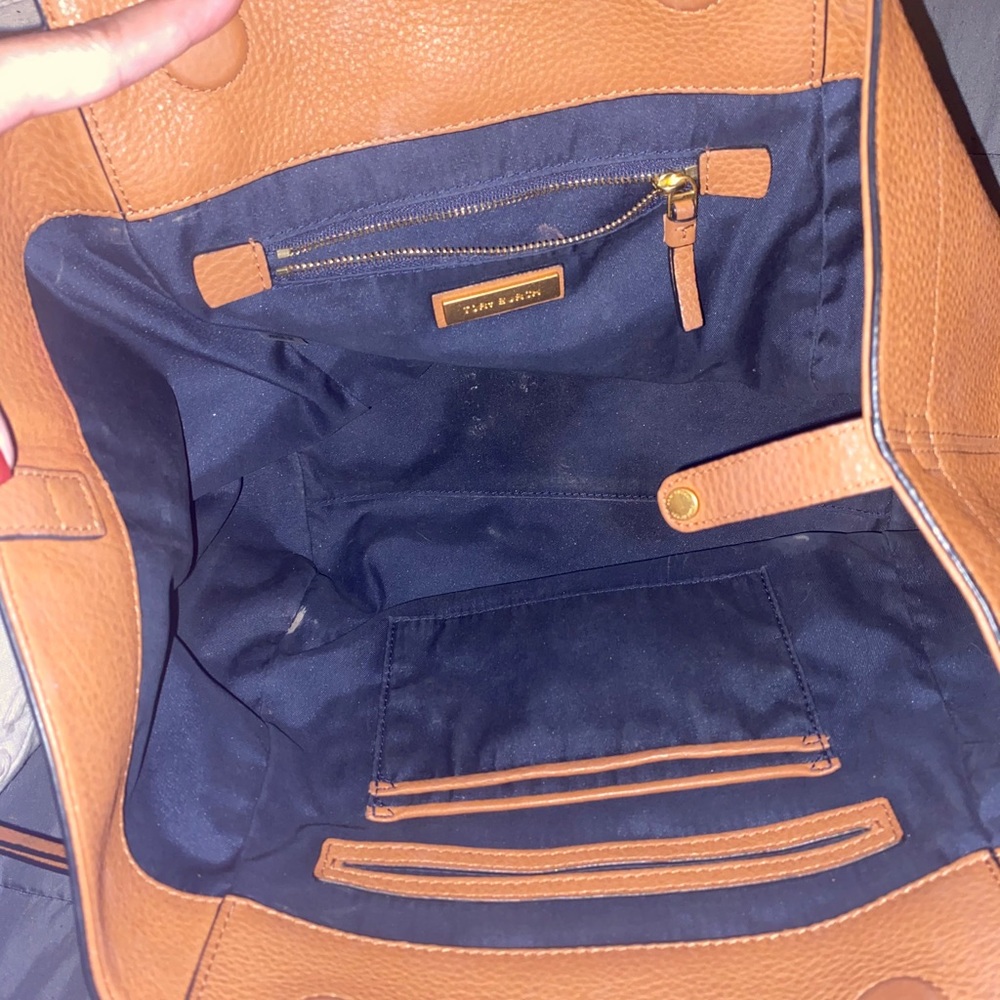 Tory Burch large purse - Picture 6 of 8